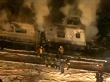 В Нью-Йорке поезд снес автомобиль на переезде: семь человек погибли 