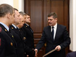 Глава ГУ МВД Москвы представил к награде полицейских, раскрывших заказное избиение женщины на почве ссоры в коммуналке Глава ГУ МВД Москвы представил к награде полицейских, раскрывших заказное избиение женщины на почве ссоры в коммуналке