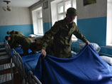 Путин призывает резервистов на военные сборы, а Минобороны обещает не "отлавливать их по офисам"