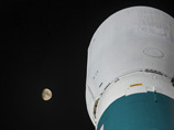 SpaceX запустила спутник и отказалась ловить ракету на платформу - погода не та SpaceX запустила спутник и отказалась ловить ракету на платформу - погода не та