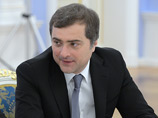 Главы самопровозглашенных Донецкой и Луганской народных республик Александр Захарченко и Игорь Плотницкий приехали на встречу в одной машине с помощником президента России Владиславом Сурковым Главы самопровозглашенных Донецкой и Луганской народных республик Александр Захарченко и Игорь Плотницкий приехали на встречу в одной машине с помощником президента России Владиславом Сурковым