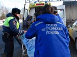 Девочка появилась на свет прямо в салоне автомобиля, где и осталась вместе с мамой ждать приезда врачей. Малышку завернули в теплую пеленку, а инспекторы следили, чтобы в салоне не было холодно Девочка появилась на свет прямо в салоне автомобиля, где и осталась вместе с мамой ждать приезда врачей. Малышку завернули в теплую пеленку, а инспекторы следили, чтобы в салоне не было холодно