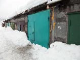 На Камчатке мужчина зарубил в гараже трех спящих собутыльников из-за бормотания одного из них На Камчатке мужчина зарубил в гараже трех спящих собутыльников из-за бормотания одного из них
