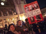 "Путин - Распутин": венгры отметили визит российского лидера массовой акцией протеста "Путин - Распутин": венгры отметили визит российского лидера массовой акцией протеста
