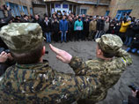 Призывники в украинскую армию на одном из призывных пунктов в Киеве, 29 января 2015 года
