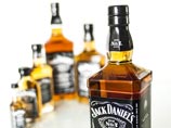 Роспотребнадзор снова нашел опасные вещества в американском виски Jack Daniel's