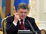 Украина не позволит расколоть общество разыгрыванием "церковной карты", заявил Порошенко