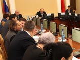 Депутата, заявившего о "недобитых узниках концлагерей", выгнали из горсовета Смоленска