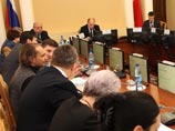 Депутата, заявившего о "недобитых узниках концлагерей", выгнали из горсовета Смоленска Депутата, заявившего о "недобитых узниках концлагерей", выгнали из горсовета Смоленска
