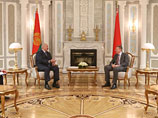 "Если Латвия поможет нам еще больше сблизиться с ЕС в период своего председательства в Евросоюзе и не только, мы будем вам очень благодарны", - заявил Лукашенко во время встречи с главой МИДа Латвии Эдгарсом Ринкевичсем