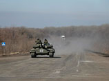 Киев и сепаратисты Донбасса заявили о начале второго этапа минских договоренностей - отводе тяжелого вооружения от линий соприкосновения Киев и сепаратисты Донбасса заявили о начале второго этапа минских договоренностей - отводе тяжелого вооружения от линий соприкосновения