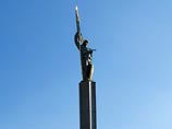 Австрийская столица была освобождена советскими войсками Второго и Третьего Украинских фронтов 13 апреля 1945 года. А памятник на площади Шварценбургплатц был открыт уже 19 августа 1945 года