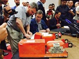 На Украине создали новую спецкомиссию, которая расследует крушение малайзийского Boeing над Донбассом На Украине создали новую спецкомиссию, которая расследует крушение малайзийского Boeing над Донбассом