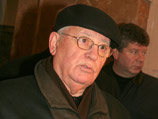 К сожалению, Михаил Горбачев и подобные ему, вместо того, чтобы присвоить Баку этот статус, оставили нам проблему Нагорного Карабаха, Кровавый январь, Ходжалинский геноцид К сожалению, Михаил Горбачев и подобные ему, вместо того, чтобы присвоить Баку этот статус, оставили нам проблему Нагорного Карабаха, Кровавый январь, Ходжалинский геноцид
