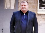 Глава украинского города Мелитополя Сергей Вальтер, уже два года как отстраненный от исполнения обязанностей мэра в связи с уголовным преследованием, найден мертвым в петле в собственном доме утром 25 февраля Глава украинского города Мелитополя Сергей Вальтер, уже два года как отстраненный от исполнения обязанностей мэра в связи с уголовным преследованием, найден мертвым в петле в собственном доме утром 25 февраля