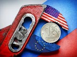 Европейский союз и США, а также ряд других стран начали вводить санкции против российских политиков и чиновников после того, как РФ присоединила к себе Крым