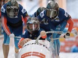 Сборная России по бобслею в связи с кончиной старшего тренера Александра Щегловского может не выйти на старт чемпионата мира в немецком Винтерберге в командных соревнованиях, которые пройдут сегодня Сборная России по бобслею в связи с кончиной старшего тренера Александра Щегловского может не выйти на старт чемпионата мира в немецком Винтерберге в командных соревнованиях, которые пройдут сегодня