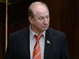 "Марш пустых карманов", организованный КПРФ, начался в Москве в Новопушкинском сквере. В шествии, по словам организаторов, уже принимают участие около 7 тысяч человек. Об этом ТАСС заявил лидер московских коммунистов Валерий Рашкин "Марш пустых карманов", организованный КПРФ, начался в Москве в Новопушкинском сквере. В шествии, по словам организаторов, уже принимают участие около 7 тысяч человек. Об этом ТАСС заявил лидер московских коммунистов Валерий Рашкин
