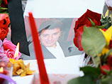 В Воронеже в ходе памятных мероприятий в честь убитого 27 февраля оппозиционера Бориса Немцова участников акции забросали зеленкой