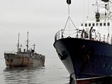 Камчатские пограничники открыли огонь, чтобы остановить краболовов на "Волке Арктики" Камчатские пограничники открыли огонь, чтобы остановить краболовов на "Волке Арктики"