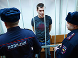 Мосгорсуд считает, что амнистия не может быть применена к Олегу и Алексею Навальным, которым в декабре прошлого года вынесли приговор по делу о хищении средств у компании Yves Rocher, так как они не погасили ущерб Мосгорсуд считает, что амнистия не может быть применена к Олегу и Алексею Навальным, которым в декабре прошлого года вынесли приговор по делу о хищении средств у компании Yves Rocher, так как они не погасили ущерб