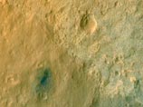 Это было сделано для того, чтобы найти затерянный на планете советский исследовательский аппарат "Марс-6", написал в своем блоге один из авторов заявки, Виталий Егоров