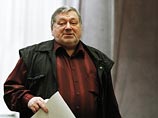 Директор театра Борис Мездрич заявил в суде, что шумиха вокруг постановки "вышла за пределы Новосибирска". "Сейчас решается вопрос - будет в нашем государстве религиозная цензура или нет!", - сказал Мездрич в суде