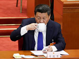 Парламент КНР изменил традиции: во имя концентрации депутатов чай доверили разливать мужчинам (ФОТО)