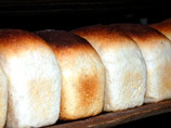Томским пенсионерам будут по праздникам раздавать хлеб