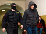 Хорошавин был задержан 3 марта в своем рабочем кабинете, вместе с ним задержаны три его предполагаемых сообщника