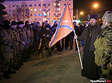 Рота добровольцев, состоящая примерно из 35-50 человек, отправилась накануне вечером из Екатеринбурга на Донбасс
