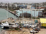 Циклон "Пэм" полностью разрушил столицу Вануату

