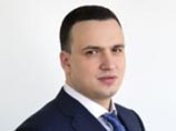 На Урале депутат из-за "невозможной вони" досрочно прекратил ночевки в бараке, который власти не признают аварийным На Урале депутат из-за "невозможной вони" досрочно прекратил ночевки в бараке, который власти не признают аварийным