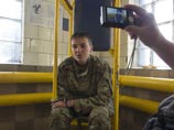 По версии российского следствия, 32-летняя Савченко воевала на востоке Украины в составе украинского добровольческого батальона "Айдар". В июне 2014 года она попала в плен к представителям самопровозглашенных республик