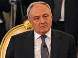 Молдавский президент потребовал запретить въезд российским парламентариям, которые ведут себя "неподобающе"