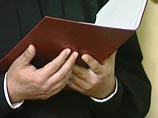 Лидер челябинской банды сутенеров, пытавших девушек паяльной лампой, отделался условным сроком Лидер челябинской банды сутенеров, пытавших девушек паяльной лампой, отделался условным сроком