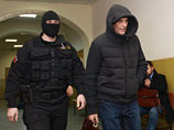 Защита губернатора Сахалинской области Александра Хорошавина обжаловала решение Басманного суда Москвы об аресте главы региона, обвиняемого в получении взятки в 5,6 миллиона долларов