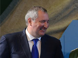 Вице-премьер РФ Дмитрий Рогозин написал у себя в Twitter, что отставной генерал "совсем ку-ку". Он также отметил, что Скейлз "окончательно сошел с ума"