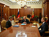 Путин уволил губернатора Сахалина из-за утраты доверия, назначив и.о. главы региона экс-руководителя Амурской области Путин уволил губернатора Сахалина из-за утраты доверия, назначив и.о. главы региона экс-руководителя Амурской области