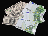 Доллар и евро заметно подешевели на фоне роста цен на нефть