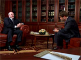 В разговоре с корреспондентом Лукашенко отметил, что в России много политиков, которые "мыслят имперски и иначе не видят, как то, что Белоруссия должна быть неким северо-западным краем"