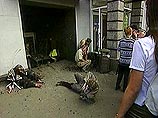 Именно разлетевшиеся осколки стекла и мгновенно вспыхнувшая палатка с парфюмерией привели к большому числу жертв и пострадавших Именно разлетевшиеся осколки стекла и мгновенно вспыхнувшая палатка с парфюмерией привели к большому числу жертв и пострадавших