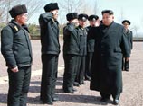 Ким Чен Ын велел военным КНДР проводить учения "в условиях реальной войны" Ким Чен Ын велел военным КНДР проводить учения "в условиях реальной войны"