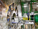 Большой адронный коллайдер, самый мощный ускоритель заряженных частиц, перезапущен в воскресенье после двухлетней модификации оборудования