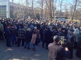 В Харькове после "очищения власти" местного авиазавода сотрудники вышли на митинг В Харькове после "очищения власти" местного авиазавода сотрудники вышли на митинг