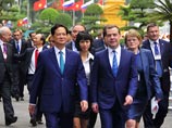 Премьер-министр РФ Дмитрий Медведев в понедельник посетил с официальным визитом Вьетнам, где провел переговоры с вьетнамским коллегой Нгуен Тан Зунгом