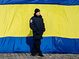В центре Харькова подорвали стелу с государственным флагом Украины
