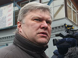 Сергей Митрохин рассказал "Независимой газете", что к крымским "яблочникам" стали обращаться недовольные происходящим жители Крыма Сергей Митрохин рассказал "Независимой газете", что к крымским "яблочникам" стали обращаться недовольные происходящим жители Крыма