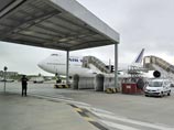 В среду во Франции отменят около 40% авиарейсов из-за забастовки диспетчеров В среду во Франции отменят около 40% авиарейсов из-за забастовки диспетчеров