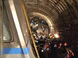 Катастрофа на Арбатско-Покровской линии столичной подземки случилась 15 июля 2014 на перегоне между станциями "Славянский бульвар" и "Парк Победы". Три вагона поезда сошли с рельсов и врезались в стену тоннеля